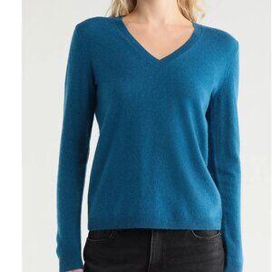 Club Monaco Women's Teal V Neck 100% Merino Sweater Size Medium